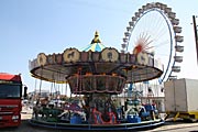 Oktoberfest Aufbau 11.9.2015: Riesenrad (©Foto. Marikka-Laila Maisel)